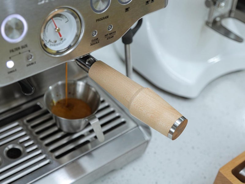 KNODOS Bottomless Portafilter 54mm Breville Compatible Maple Handle & Naked 18-21 Gram Filter Basket, Fits Barista Express, Pro, Touch, Bambino, Infuser, Duo Temp Pro - Image 5